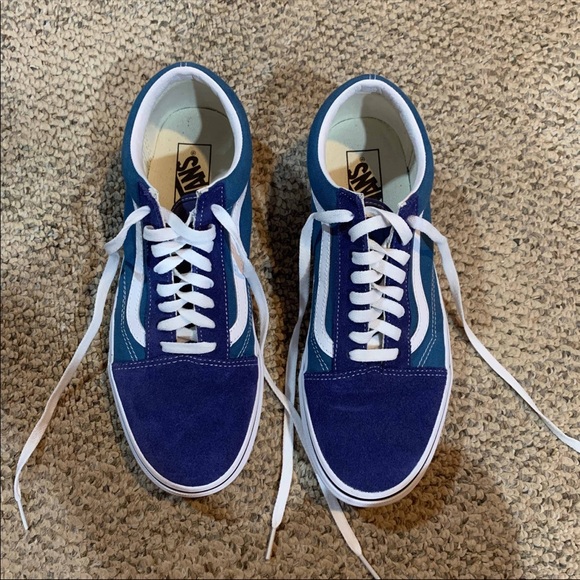 Vans - Picture 3 of 7